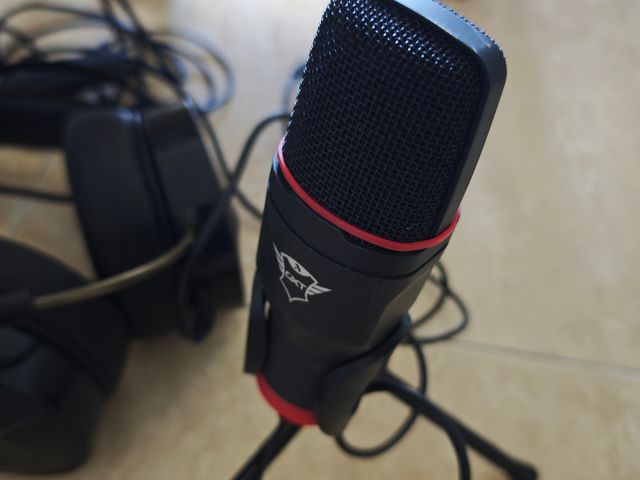 Pack gaming: Cascos + Micrófono