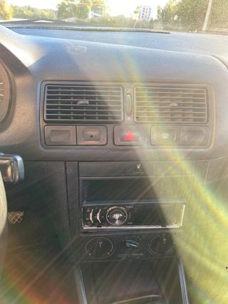 Volkswagen Golf 1998