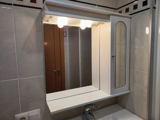 Armario baño con espejo blanco