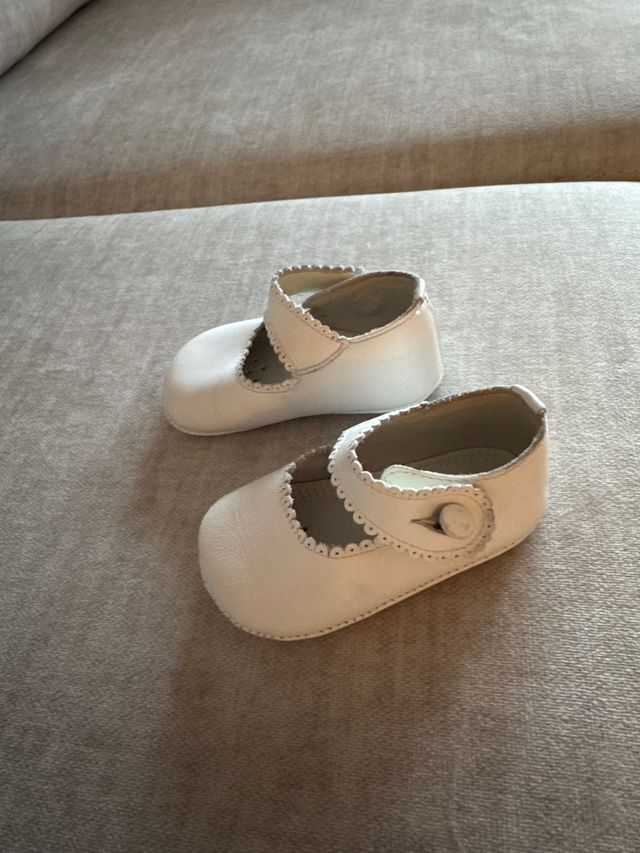 Zapatos bebé piel, talla 17