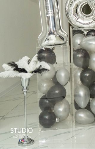 Vasi metallo vintage argento
Pezzi 2