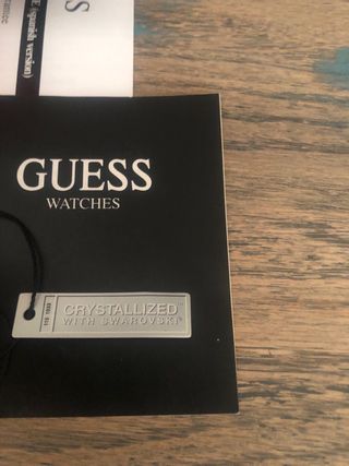 Reloj Guess mujer blanco y rojo