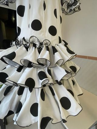 Vestido Flamenca lunares blanco-negro
