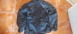 Cazadora y pantalón para moto