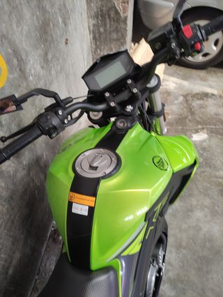 KEEWAY RKF 125cc Motocicleta Verde