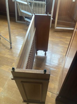 Mueble radiador madera
