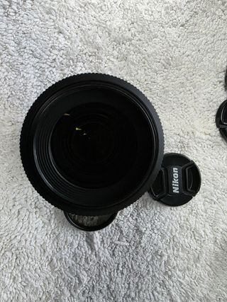 Nikon D3200 + 2 objetivos (18-55 y 55-200)