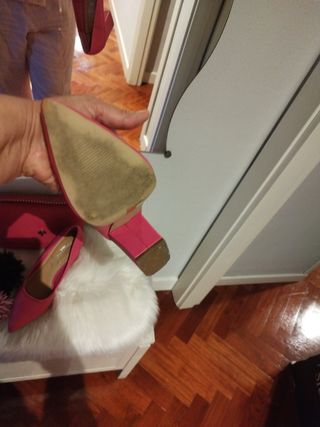 Zapatos y bolso fucsia