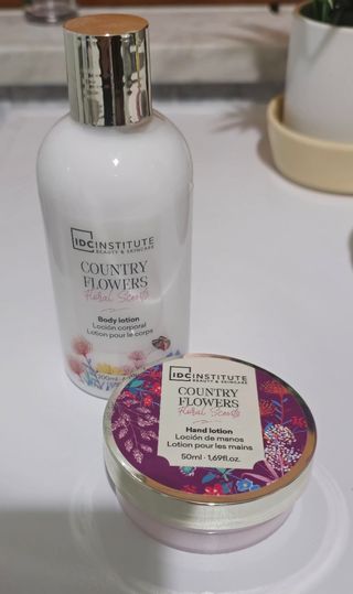 IDC Institute: Crema corpo & mani