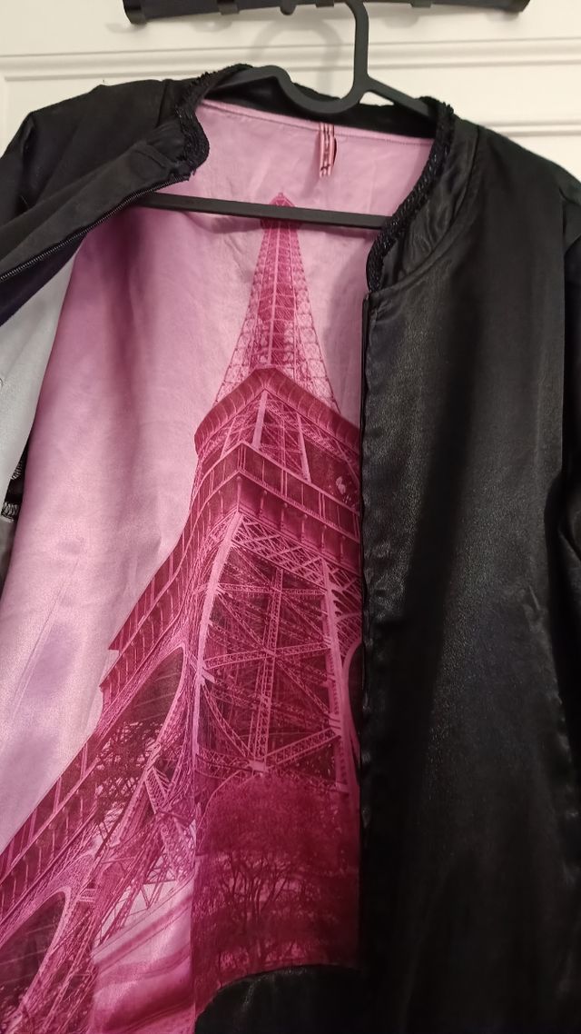 Chaqueta bomber  culito from Spain negra y rosa