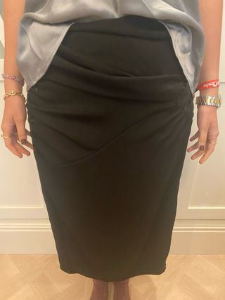 Falda negra S - nueva c/frunces zara