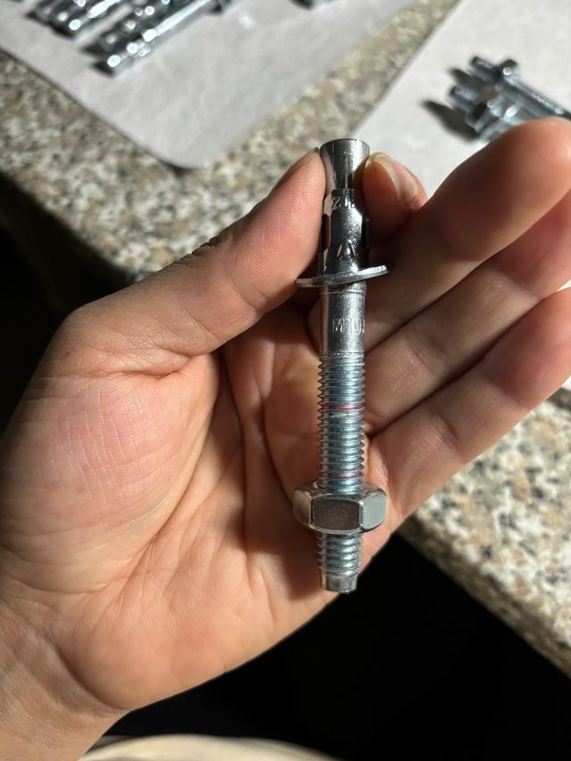 Ancoraggio a cuneo M10X90mm (20 pezzi)