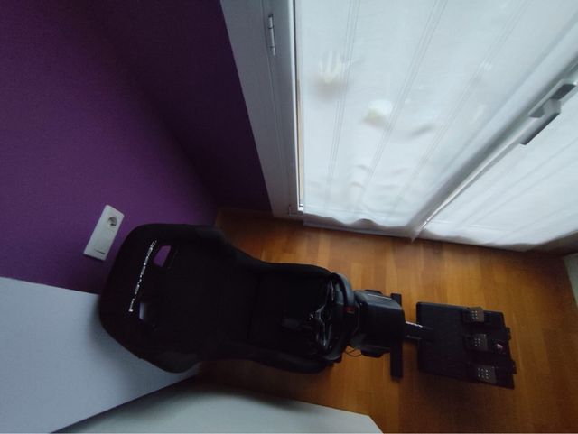 Playseat Evolution - NUEVO
con volante para XBOX