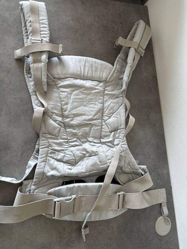 Marsupio per bebè Ergobaby Adapt Grigio