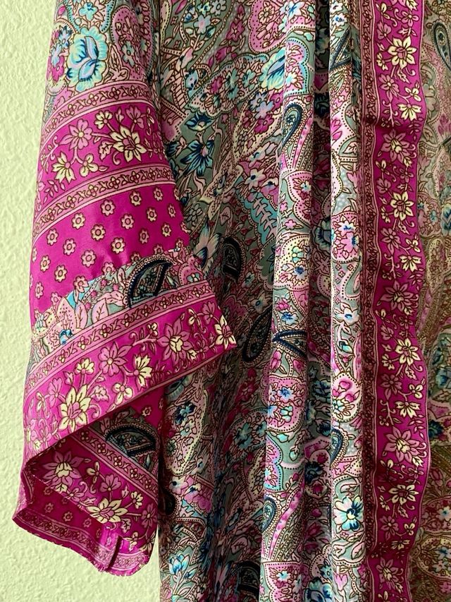 Kimono de seda estampado largo