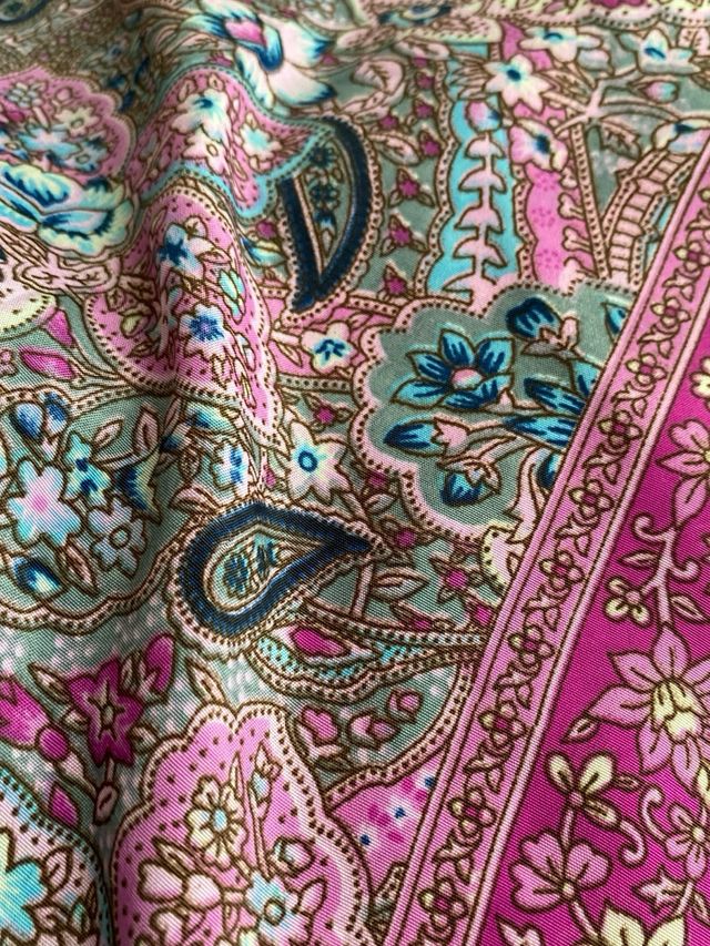 Kimono de seda estampado largo