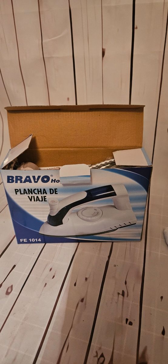 Plancha de viaje BRAVO FE1014