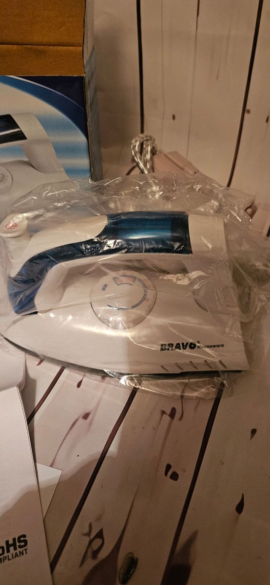 Plancha de viaje BRAVO FE1014