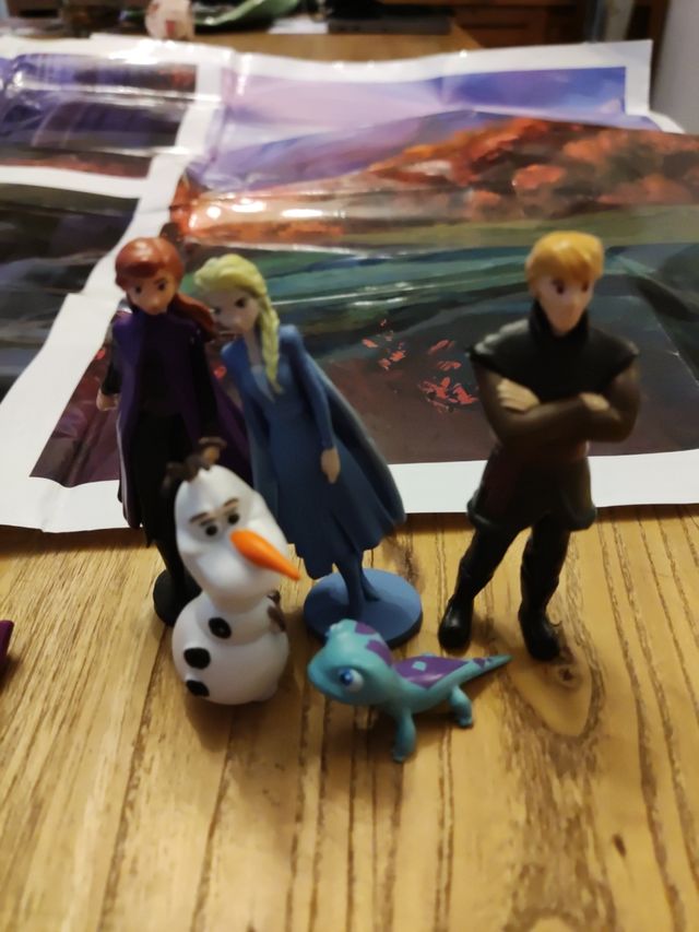 Frozen 2. Libroaventuras: Incluye un cuento, fi...
