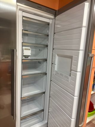 Congelador Siemens - Acero inoxidable