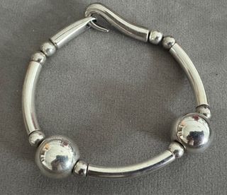 Pulsera plata - Elegante y moderna