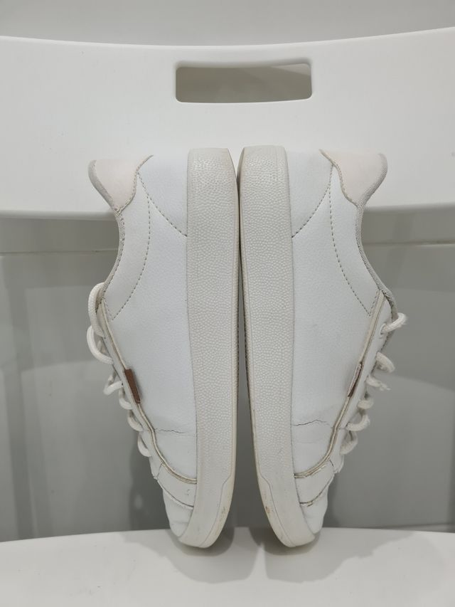 Zapatillas blancas