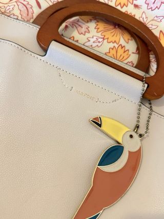 Bolso Parfois beige asa madera