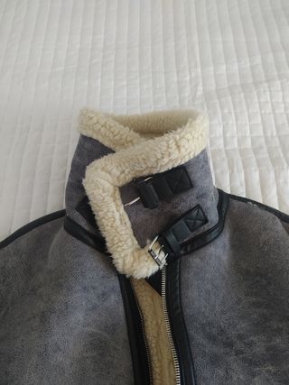 Cazadora Zara gris