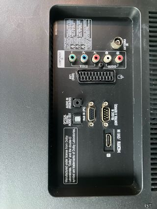 TV LG 32" 32LD350 - Negro/Rojo