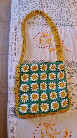 Bolso crochet granny square