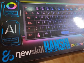 Teclado Newskill RGB - Gaming