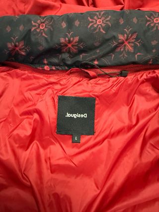 Abrigo Desigual rojo - Talla L pequeña