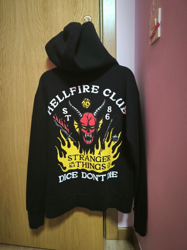 Sudadera Stranger Things Hellfire Club