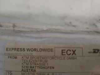 Escape Akrapovic KTM - fibra de Carbono original