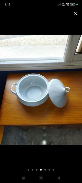 Sopera blanca porcelana