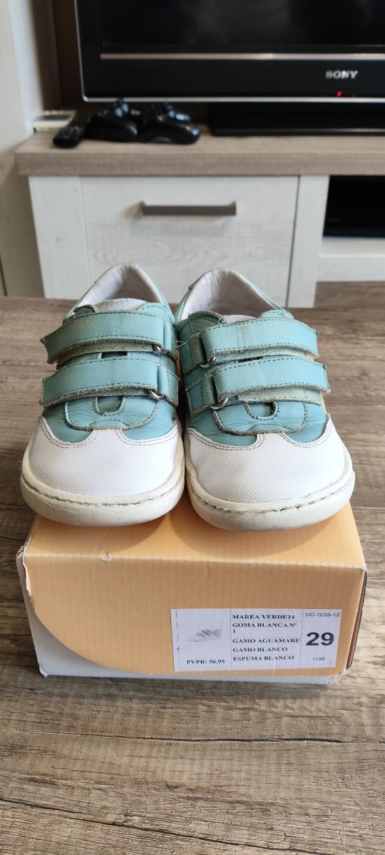 Duo de sandalias y zapatos respetuosos Piel T29