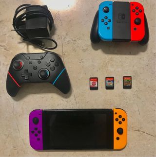 Nintendo Switch - Naranja y Morada
