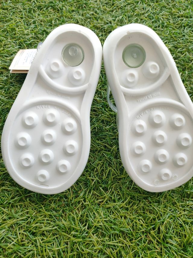 Sandalias Chicco bebé - talla 20