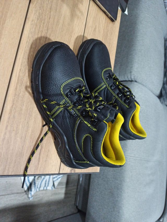 Botas seguridad c/ puntera 39