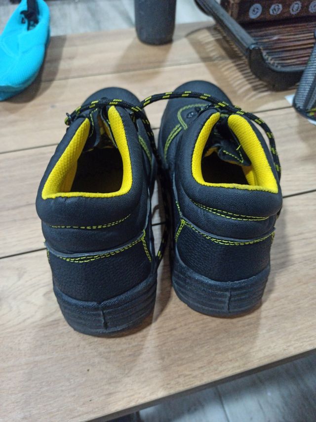 Botas seguridad c/ puntera 39