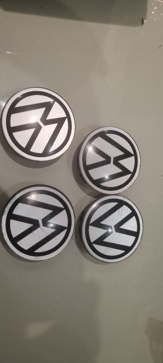 4 Tapacubos VW Golf