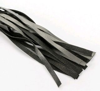 Frusta in ecopelle 28 cm — Accessorio del piacere