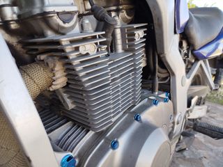 Suzuki GS 500 - 2002