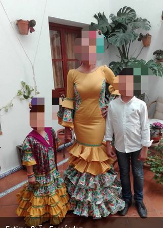 Traje Flamenca mujer y niña.