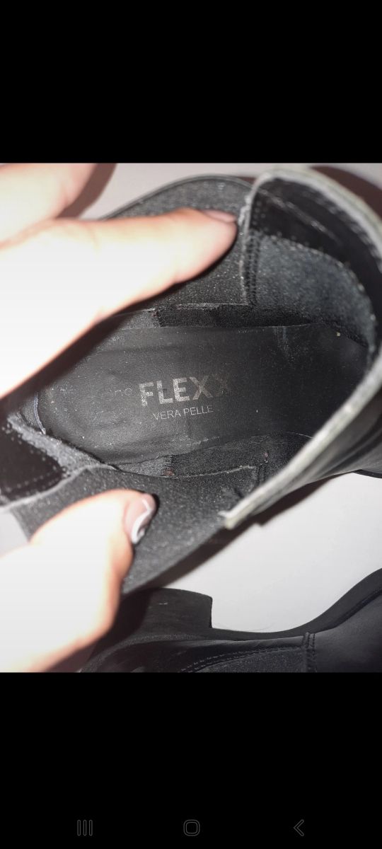 Botines negros mujer