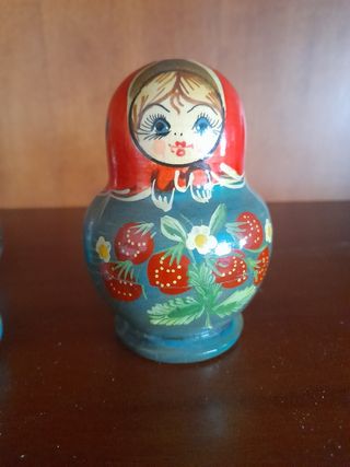 Matrioska Russa - 5 bambole fragole