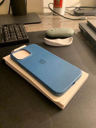Funda silicona iPhone 13 Pro Max azul