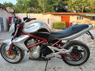 Kawasaki ER-6n 650cc - 2006 con 45337km,etiqueta C