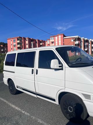 Volkswagen T4. 1.9 TD 