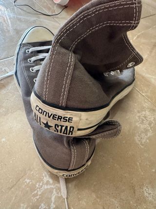 Converse grises altas